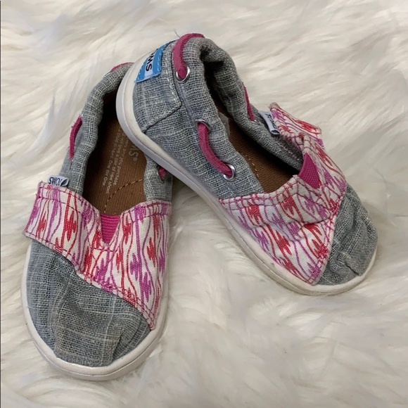 Toms shoes - Picture 1 of 6